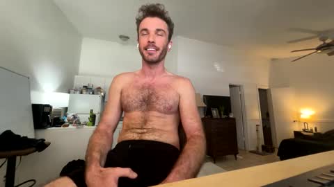 Snapshot of master_louie chatting on February 2025 07:05:02 PM muskyjockdick online show from February 2025 07:05:02 PM