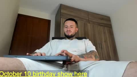 Snapshot of master_steven_01 chatting on October 2025 11:46:01 PM steven online show from October 2025 11:46:01 PM