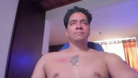Snapshot of masterjuanc chatting on October 2025 08:40:02 PM Juan Independent Model online show from October 2025 08:40:02 PM