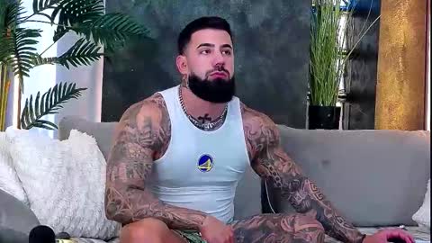 masterkingofmuscle online show from October 2025 10:04:01 AM