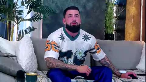 masterkingofmuscle online show from October 2025 08:15:02 AM