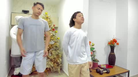 Team Cris Darwin- Fernando- Stiven- David online show from December 2024 11:12:01 AM