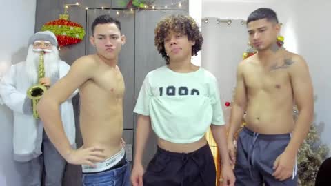 Team Cris Darwin- Fernando- Stiven- David online show from December 2024 02:33:02 PM