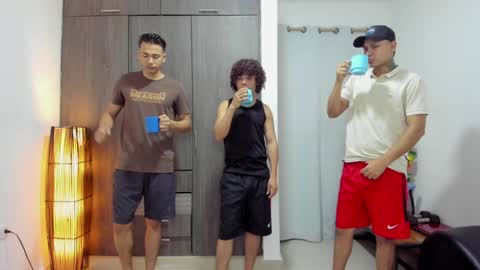 Team Cris Darwin- Fernando- Stiven- David online show from January 2025 11:06:01 AM