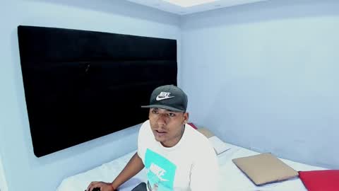 mastiv_1 online show from February 2025 12:14:02 PM