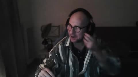 mat11efou online show from September 2025 08:36:01 PM