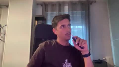 Snapshot of matahavi chatting on September 2025 05:40:02 PM Aaron online show from September 2025 05:40:02 PM