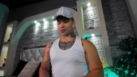 mathew_colt online show from September 2025 08:33:01 PM