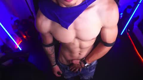 Snapshot of matiusdf chatting on November 2025 08:25:02 AM matius online show from November 2025 08:25:02 AM