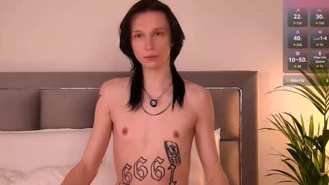 Snapshot of matt_colton chatting on November 2025 06:40:02 PM Matt Colton. Follow and rate me please it really important for me3 online show from November 2025 06:40:02 PM