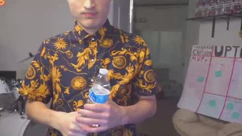 Matt Cash online show from October 2025 01:04:02 AM