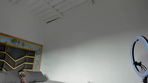 Snapshot of mattdevon chatting on October 2025 09:11:01 PM Matt online show from October 2025 09:11:01 PM