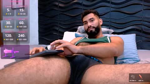 Mattew online show from September 2025 02:33:02 PM