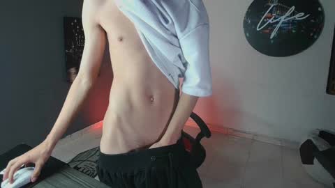 mattias     online show from January 2025 09:41:02 AM