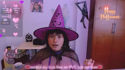 mattilda_18 online show from October 2025 08:53:02 PM