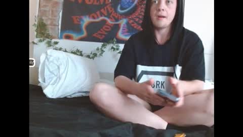 Snapshot of mattiuftm chatting on October 2025 05:05:01 AM mattiuftm online show from October 2025 05:05:01 AM