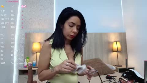 mature_eva online show from October 2025 11:19:01 AM