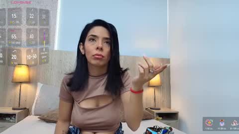 mature_eva online show from November 2025 11:21:02 AM