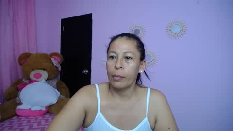 Snapshot of mature_martina_ chatting on January 2025 07:04:01 AM Martina online show from January 2025 07:04:01 AM