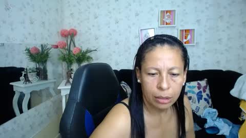 Snapshot of mature_martina_ chatting on February 2025 09:46:01 AM Martina online show from February 2025 09:46:01 AM