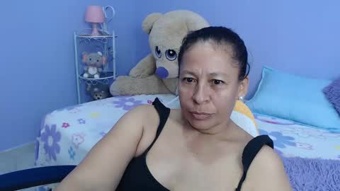 Snapshot of mature_martina_ chatting on February 2025 04:50:01 AM Martina online show from February 2025 04:50:01 AM
