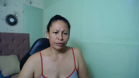 Snapshot of mature_martina_ chatting on March 2025 08:45:01 AM Martina online show from March 2025 08:45:01 AM