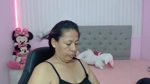 Snapshot of mature_martina_ chatting on March 2025 01:45:01 AM Martina online show from March 2025 01:45:01 AM