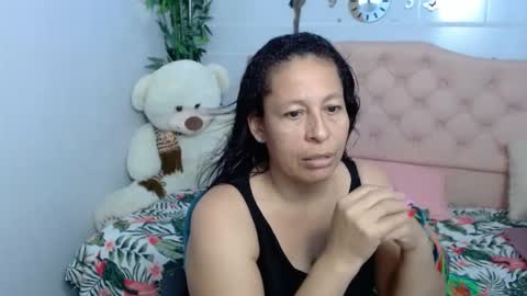 Snapshot of mature_martina_ chatting on September 2025 11:54:01 PM Martina online show from September 2025 11:54:01 PM