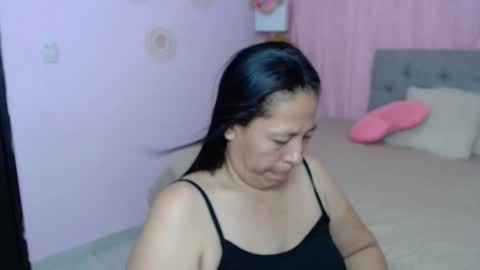 Snapshot of mature_martina_ chatting on October 2025 10:51:02 PM Martina online show from October 2025 10:51:02 PM