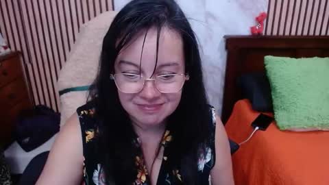 Sonia online show from October 2025 10:01:01 PM