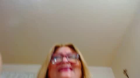 Snapshot of maturehot649 chatting on December 2024 11:16:01 AM maturehot649 online show from December 2024 11:16:01 AM