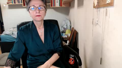 maturekate online show from September 2025 06:13:01 AM