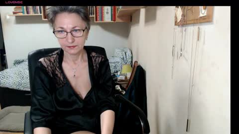 maturekate online show from September 2025 06:35:02 AM