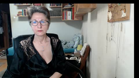 maturekate online show from September 2025 06:58:02 AM