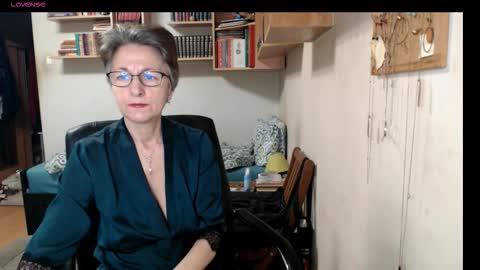 maturekate online show from September 2025 05:53:01 AM