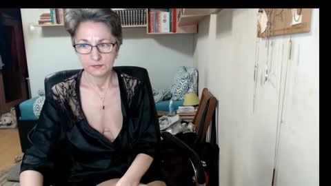maturekate online show from September 2025 06:28:02 AM