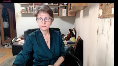 maturekate online show from September 2025 07:24:02 AM