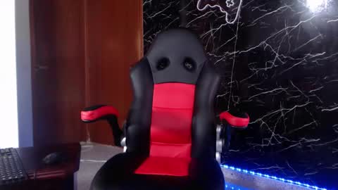 Matias online show from January 2025 01:52:01 PM