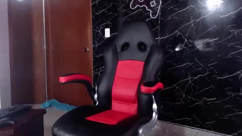 Matias online show from January 2025 09:59:02 AM