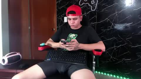 Matias online show from February 2025 02:15:02 PM