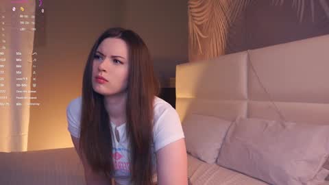 Lily online show from January 2025 04:04:01 PM