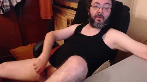 Snapshot of max818k chatting on November 2025 08:23:02 AM Max online show from November 2025 08:23:02 AM