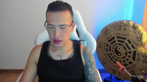 max__b online show from March 2025 08:21:01 PM