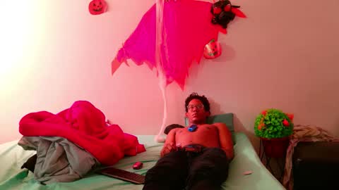 max_cumpower72 online show from November 2025 06:43:02 PM