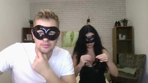 Max  Aliya online show from October 2025 07:58:01 AM