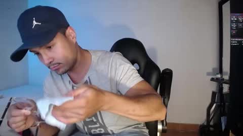 MAXI      online show from March 2025 05:18:02 AM