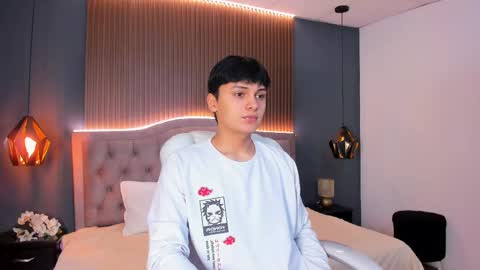 Snapshot of maxii18_ chatting on October 2025 12:06:01 PM -- -- online show from October 2025 12:06:01 PM