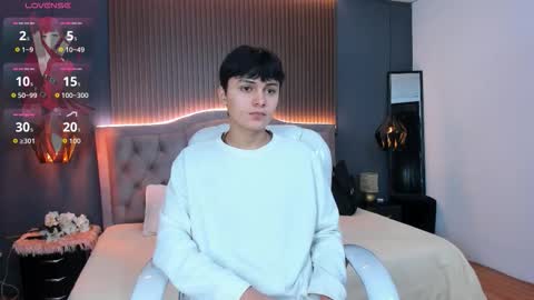 Snapshot of maxii18_ chatting on October 2025 12:01:02 PM -- -- online show from October 2025 12:01:02 PM