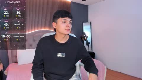 Snapshot of maxii18_ chatting on November 2025 07:23:02 PM -- -- online show from November 2025 07:23:02 PM