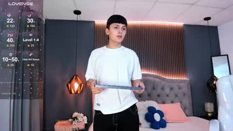 Snapshot of maxii18_ chatting on November 2025 07:23:01 PM -- -- online show from November 2025 07:23:01 PM